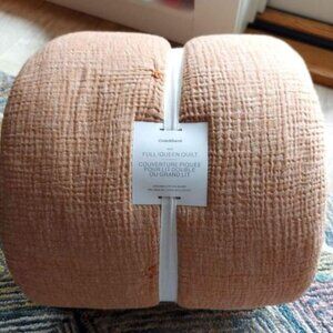 Brand New with tags! Crate & Barrel queen quilt / comforter